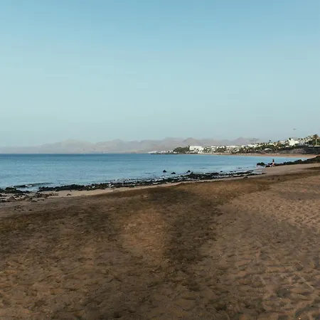 Volcan De Tilama 2 Playa Chica A 2 Min